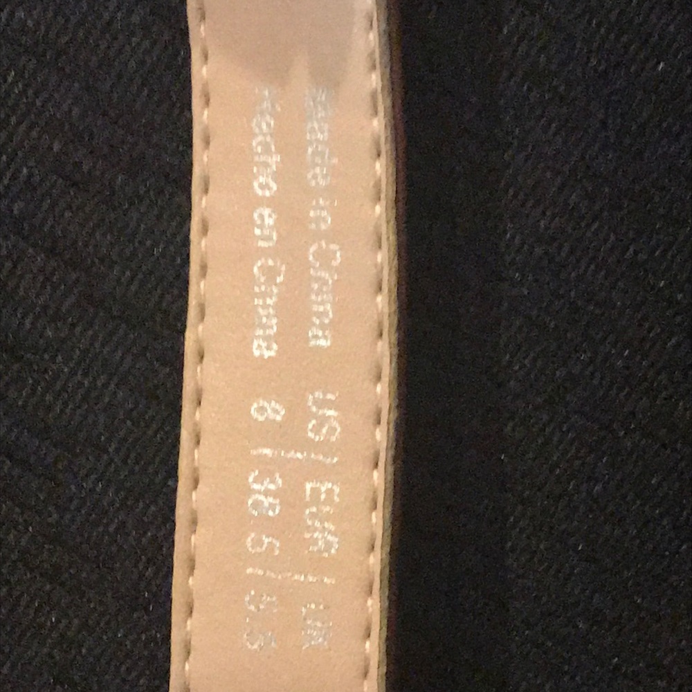 Sandals - Picture 5 of 5